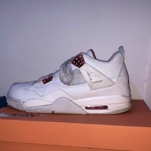 Jordan4 metallic red